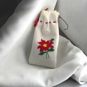 VTG White Needle Point Floral Sack Pouch Ornament